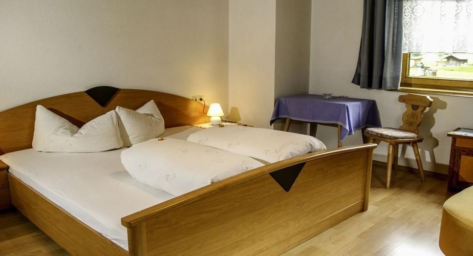 S' Ludwign Haus Apartman Sankt Leonhard im Pitztal Szoba fotó